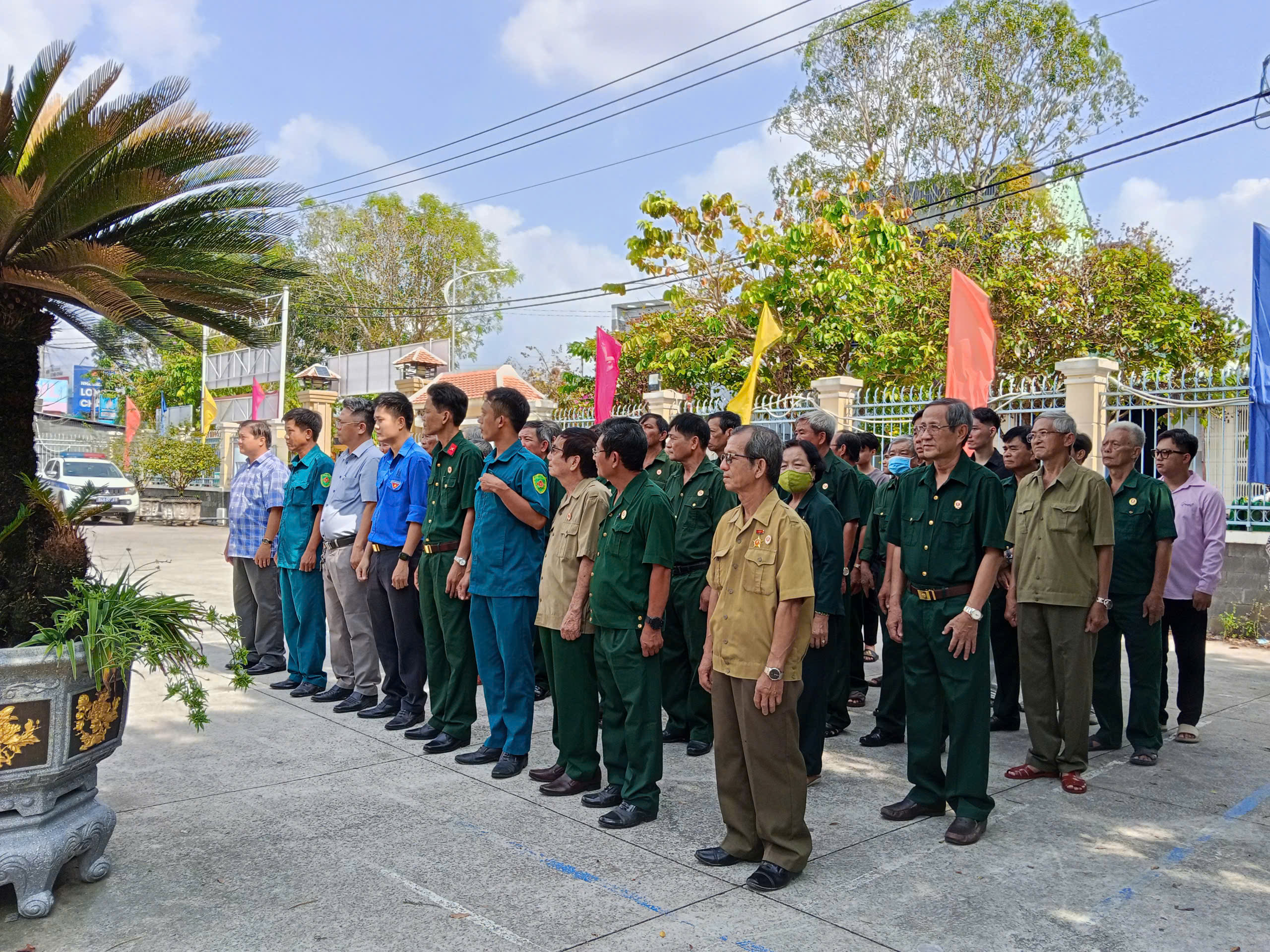 Phường Phước Hậu: Họp mặt kỷ niệm Ngày thành lập Quân đội Nhân dân Việt Nam.