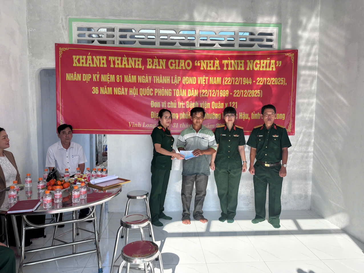 KHÁNH THÀNH, BÀN GIAO NHÀ TÌNH NGHĨA NHÂN KỶ NIỆM 81 NĂM NGÀY THÀNH LẬP QUÂN ĐỘI NHÂN DÂN VIỆT NAM VÀ 36 NĂM NGÀY HỘI QUỐC PHÒNG TOÀN DÂN